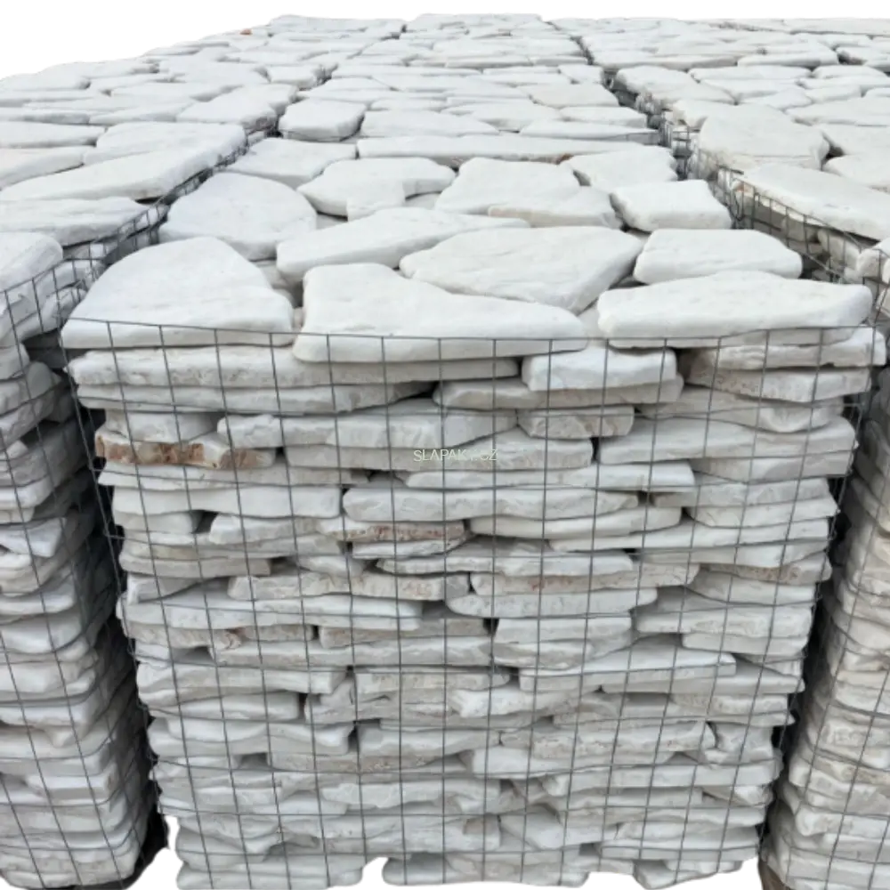 Přírodní vápenec Marina Trani Bianco – nepravidelné tvary, tl. 20–30 mm, povrch ANTIK