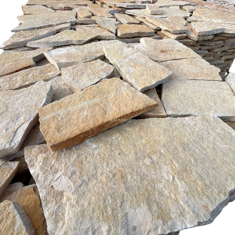 Přírodní vápenec Marina Trani – nepravidelné tvary, tl. 20–40 mm, povrch NATURAL