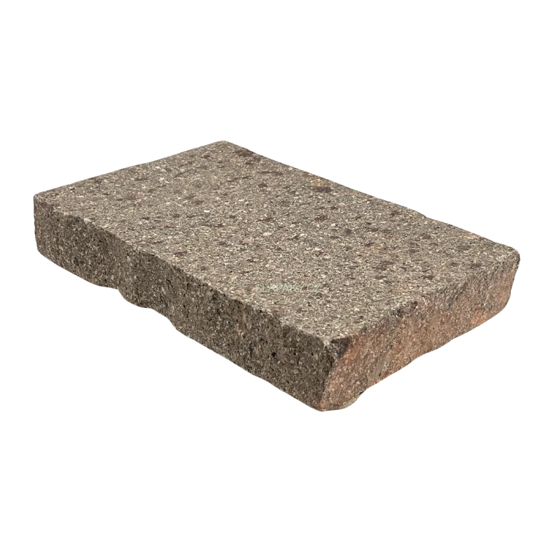 Přírodní štípaný obrubník porfyr, výšky 150 mm, délka různá