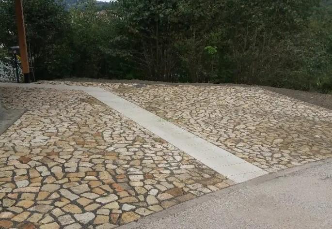 Odseky pískovec DORA dlažba / gabion