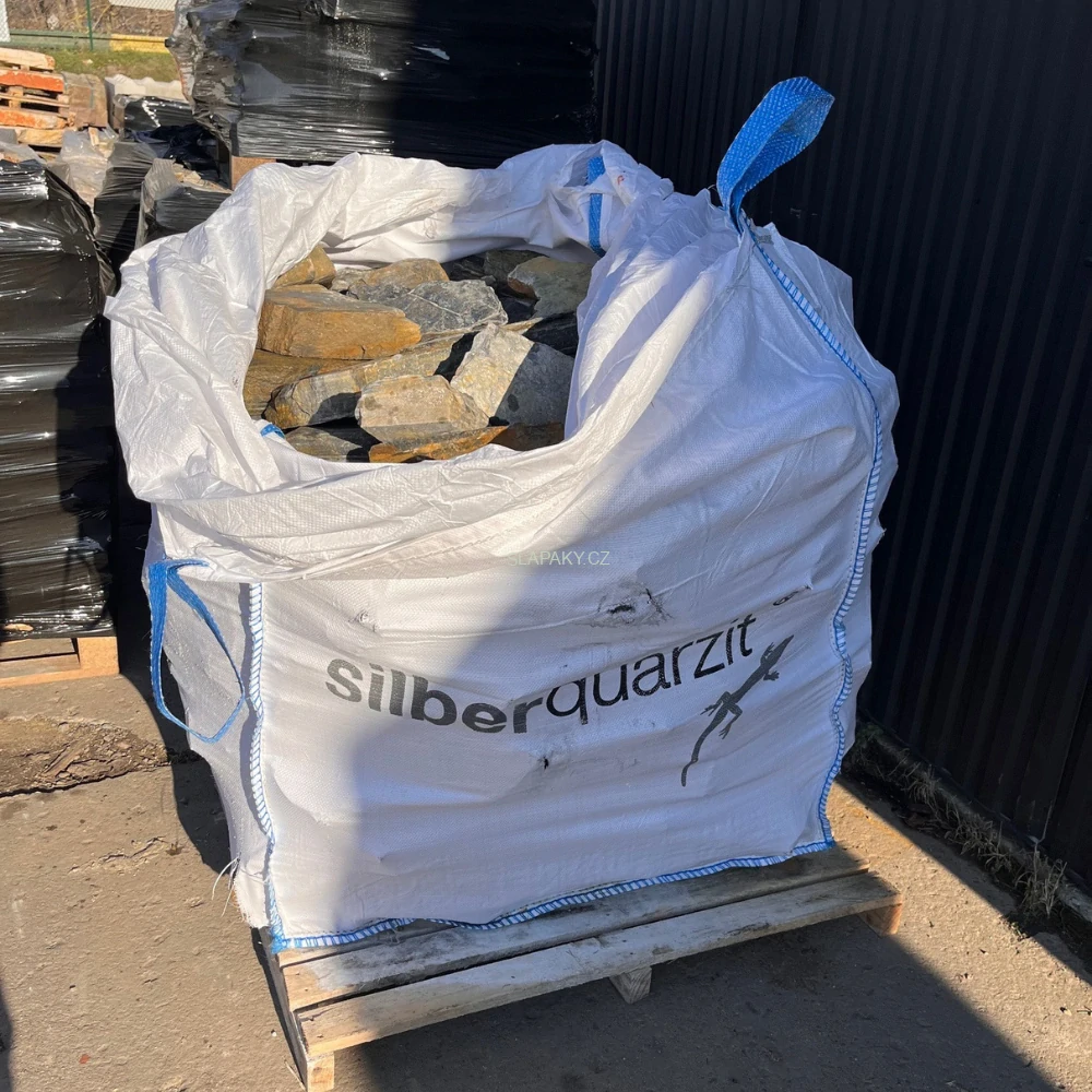 Kvarcit Dark – elegantní přírodní kámen pro zídky