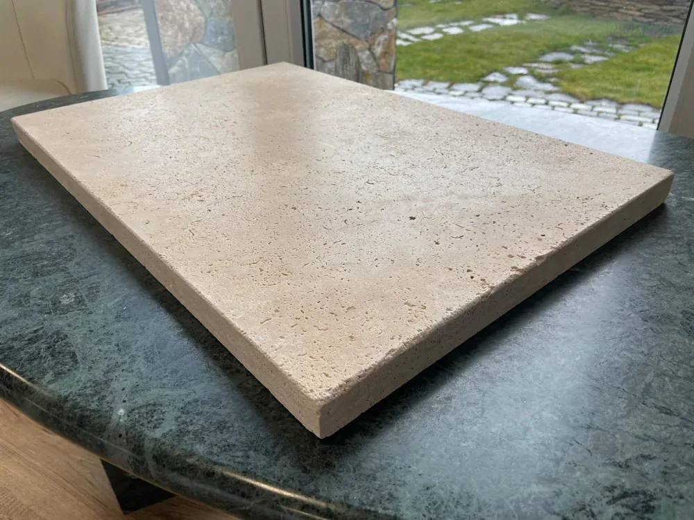 TRAVERTIN YVORY standart honed 40,6 x 61 x 2,5 cm