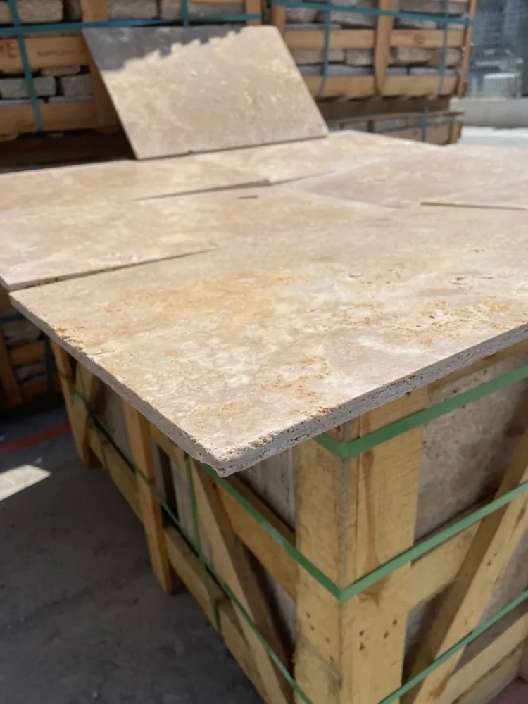 TRAVERTIN Gaia - 40,6 x 61 x 1,2 cm -  Honed