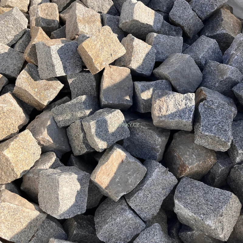 Žulové dlažební kostky mozaika 6 x 6 - šedožluté jemnozrnné