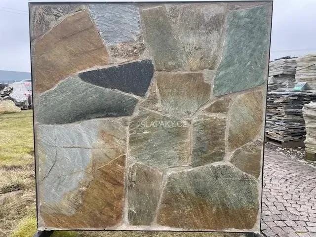Přírodní štípaná břidlice OLIVE tl.10-30 mm, rozměr 15-50 cm