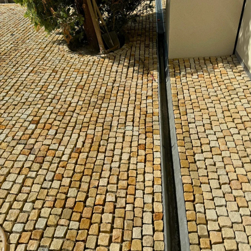 Pískovec dlažební kostka mozaika 4/6 - béžové/pískové